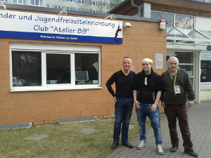 Gute Laune bei den Mitarbeitern des Jugenclubs Atelier 89