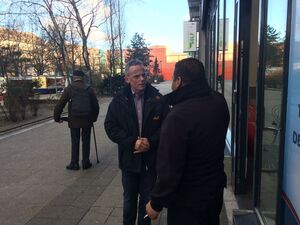 Im Gespräch mit dem Sicherheitspersonal